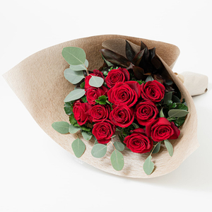 Flower Delivery Japan | 12 Red Roses Bouquet