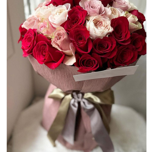 Tokyo Flower Shop – 24 Mix Roses Bouquet