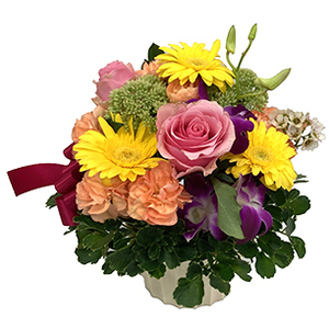 Roses, Gerbera & Carnations Basket - Japan Flower Shop Delivery